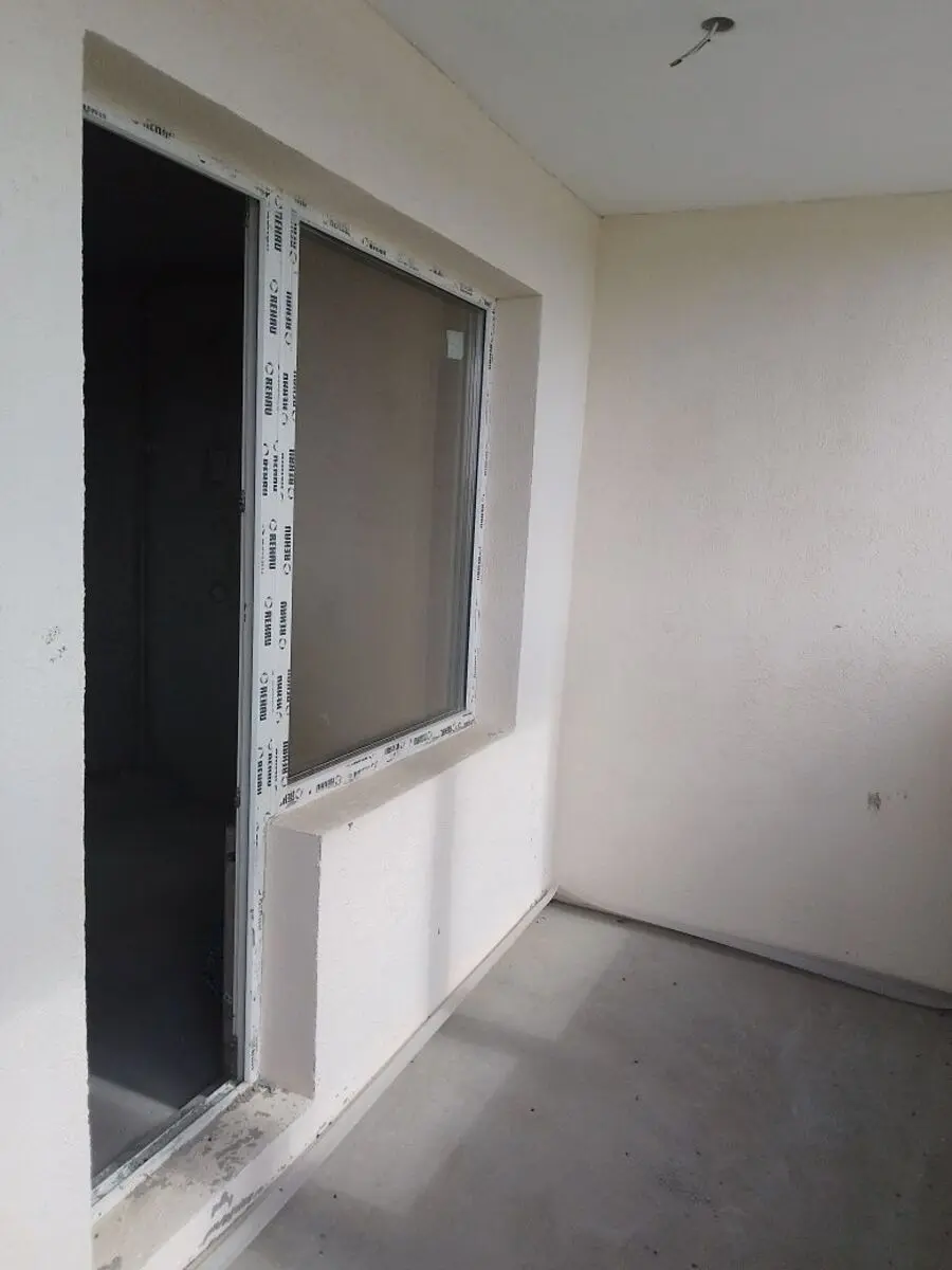 Фото Selling a 1-room apartment, 51 sq.m., Motornyi lane  Kyiv, price: 59000 $, code 3305