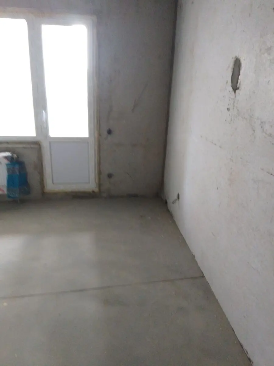 Фото Selling a 1-room apartment, 51 sq.m., Motornyi lane  Kyiv, price: 59000 $, code 3305