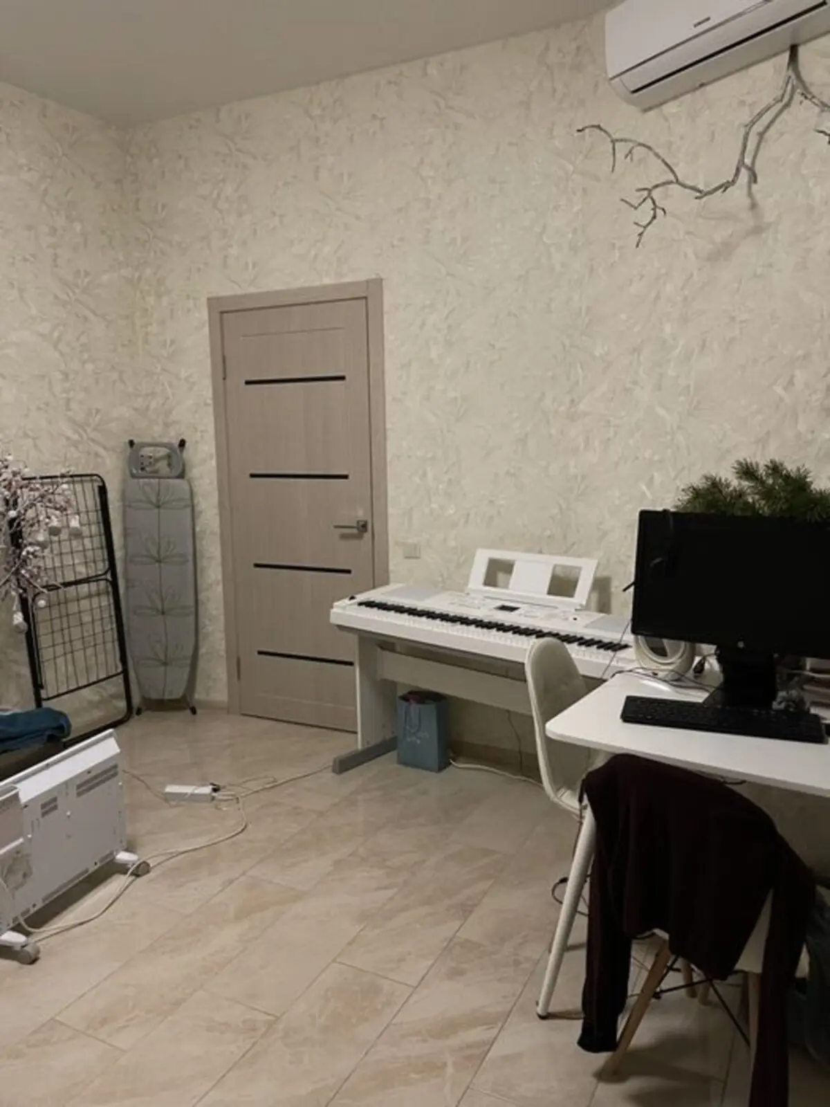 Фото Продаю 1 кімнатну квартиру, 27 кв. м, Світлицького вул. 35 Київ, ціна: 35000 $, код 3307