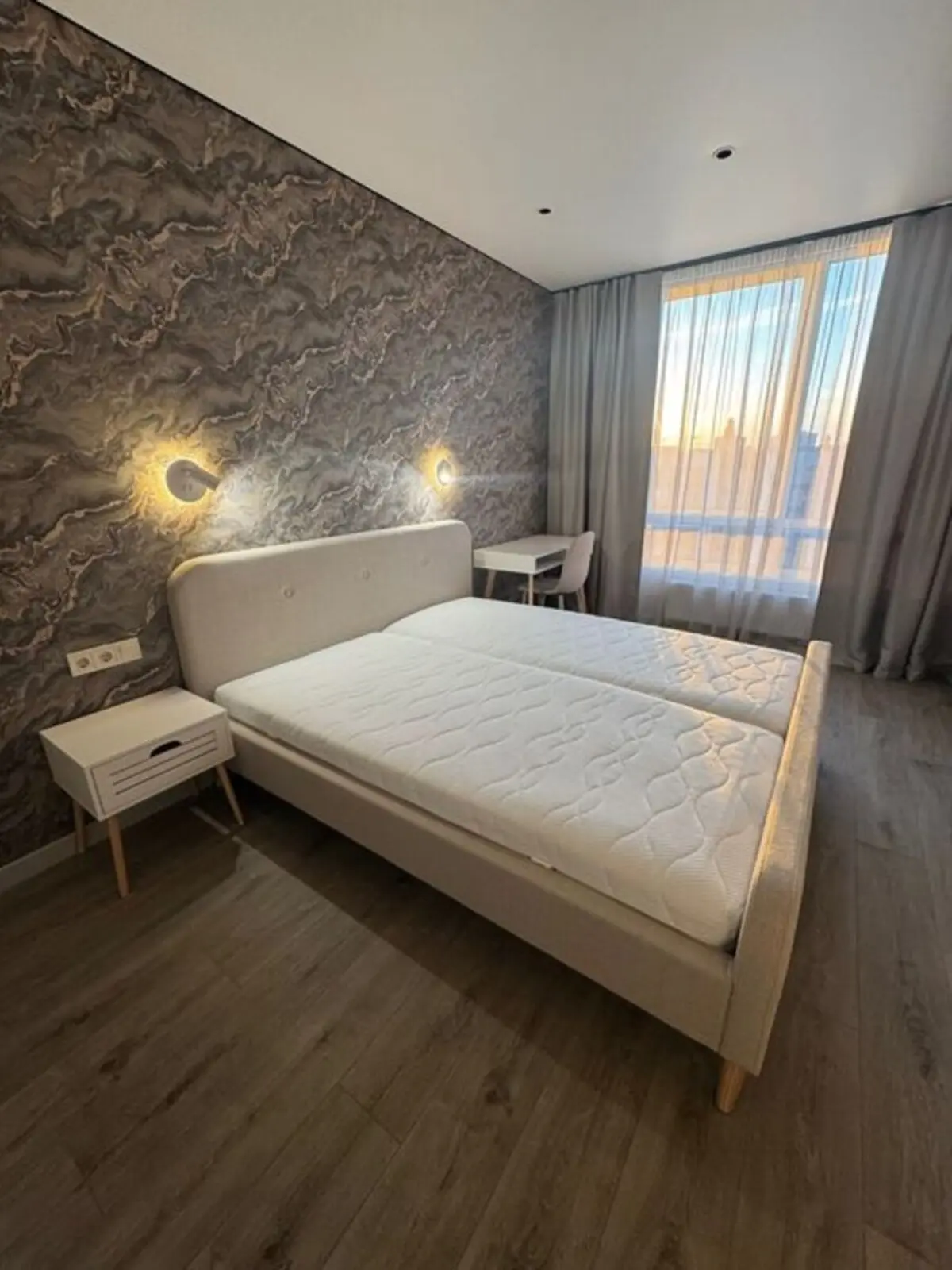 Фото Продаю 1 кімнатну квартиру, 43 кв. м, Олександра Олеся вул.  Київ, ціна: 98000 $, код 3311