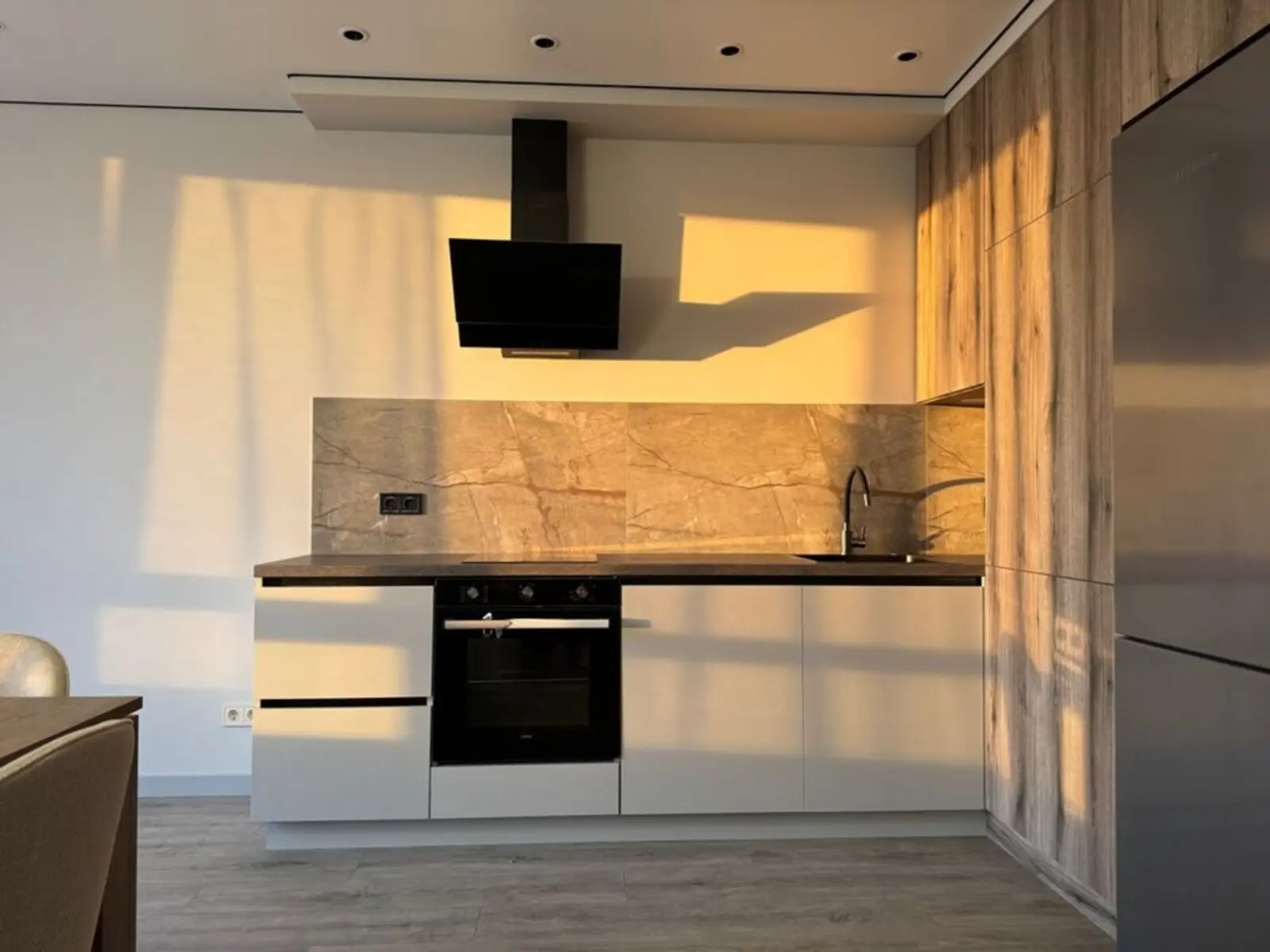 Фото Продаю 1 кімнатну квартиру, 43 кв. м, Олександра Олеся вул.  Київ, ціна: 98000 $, код 3311