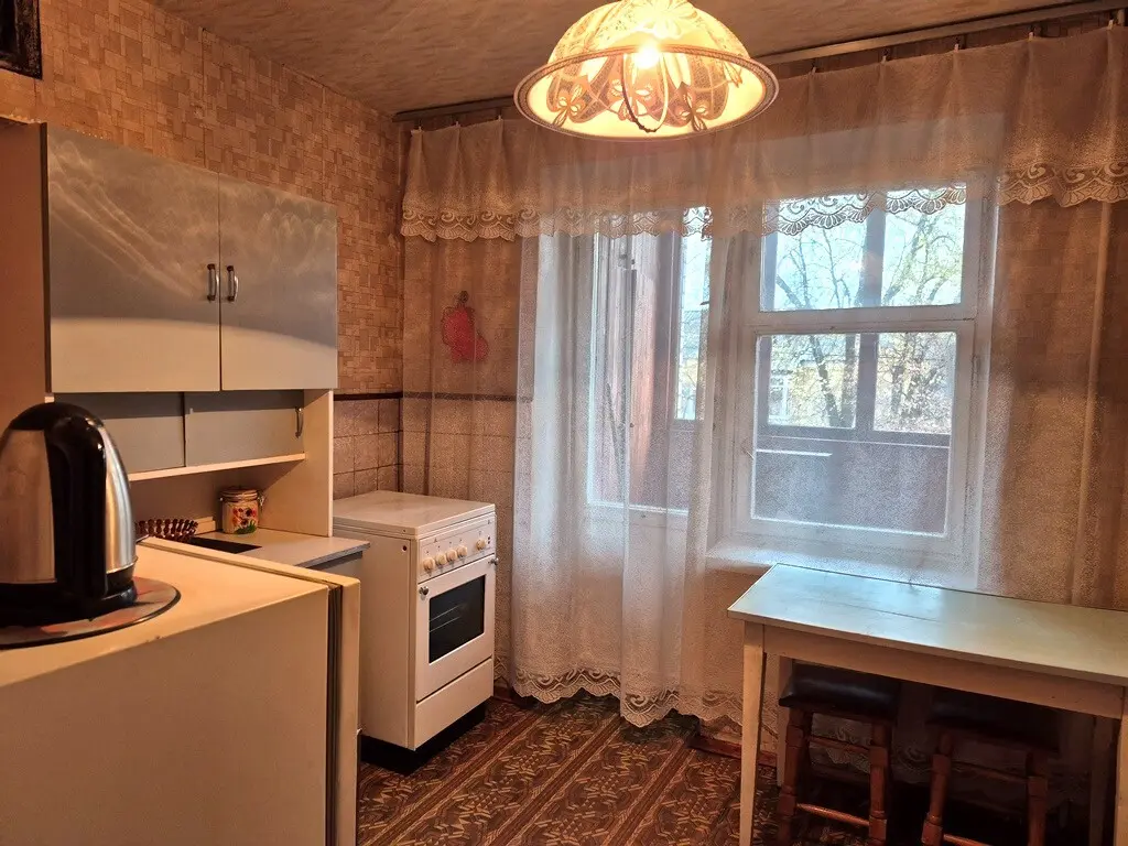 Фото Зняти 1 кімнатну квартиру, Новодарницька вул. 6 Київ в довгострокову оренду, ціна: 8000 грн, код 3312