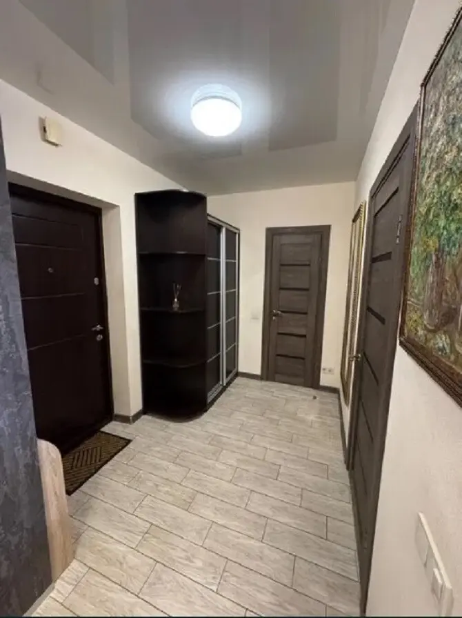 Фото Зняти 1 кімнатну квартиру, Зарічна вул.  Київ в довгострокову оренду, ціна: 25000 грн, код 3317