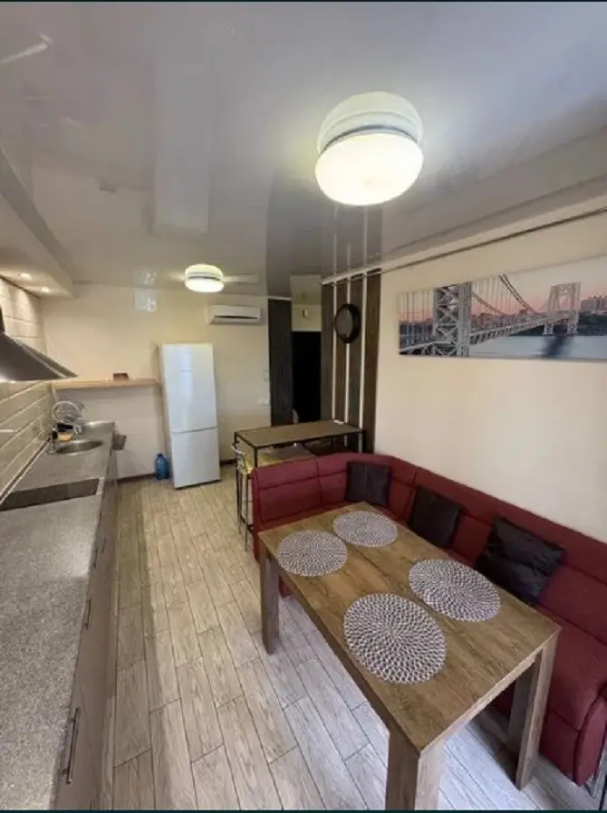 Фото Зняти 1 кімнатну квартиру, Зарічна вул.  Київ в довгострокову оренду, ціна: 25000 грн, код 3317