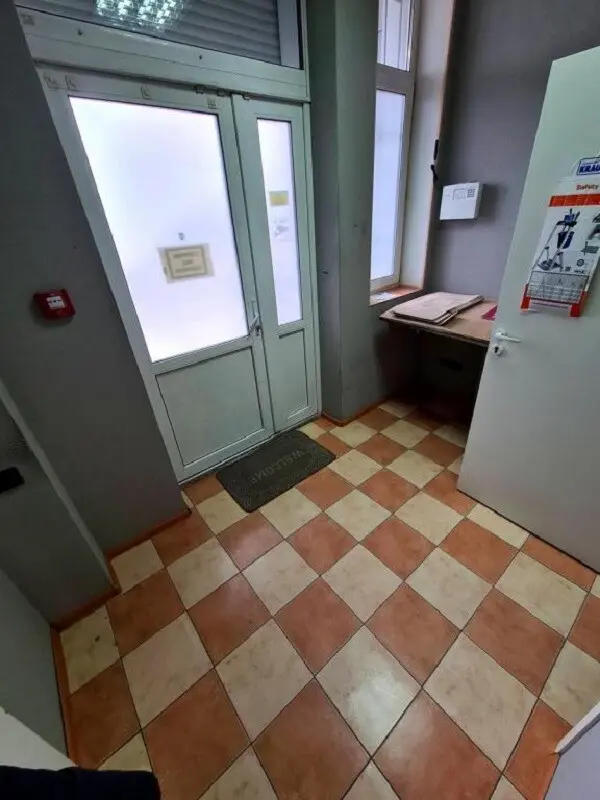 Фото Орендувати офіс, Срібнокільська вул. 1 Київ в довгострокову оренду, ціна: 22000 грн, код 3318