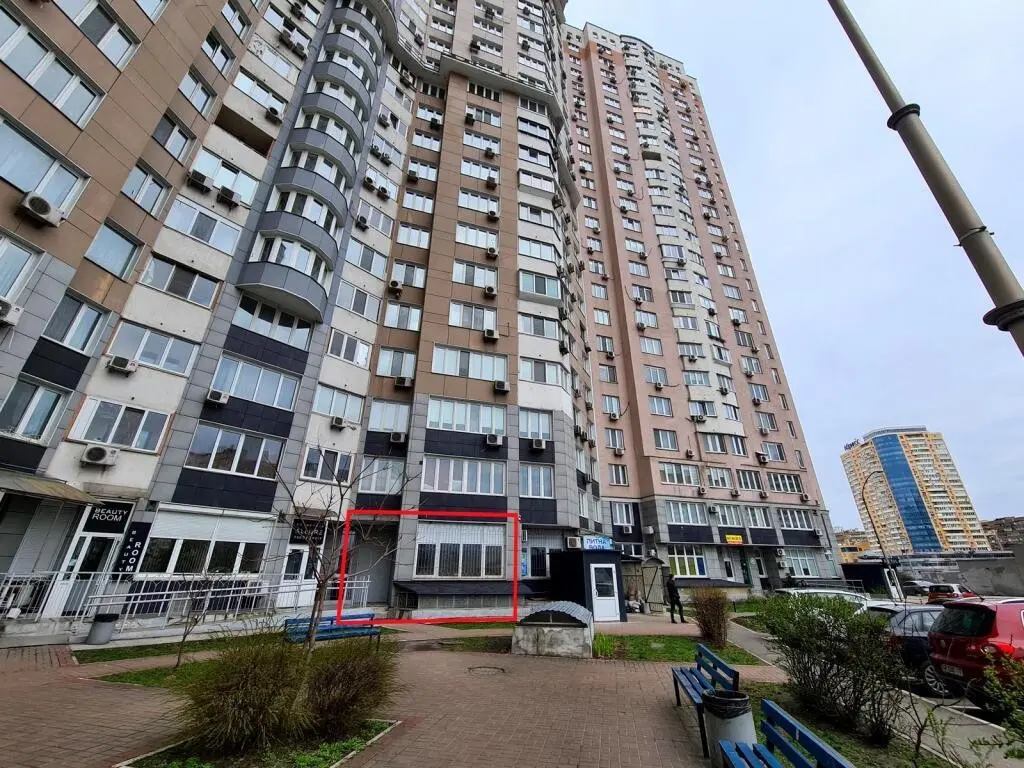 Фото Орендувати офіс, Срібнокільська вул. 1 Київ в довгострокову оренду, ціна: 22000 грн, код 3318