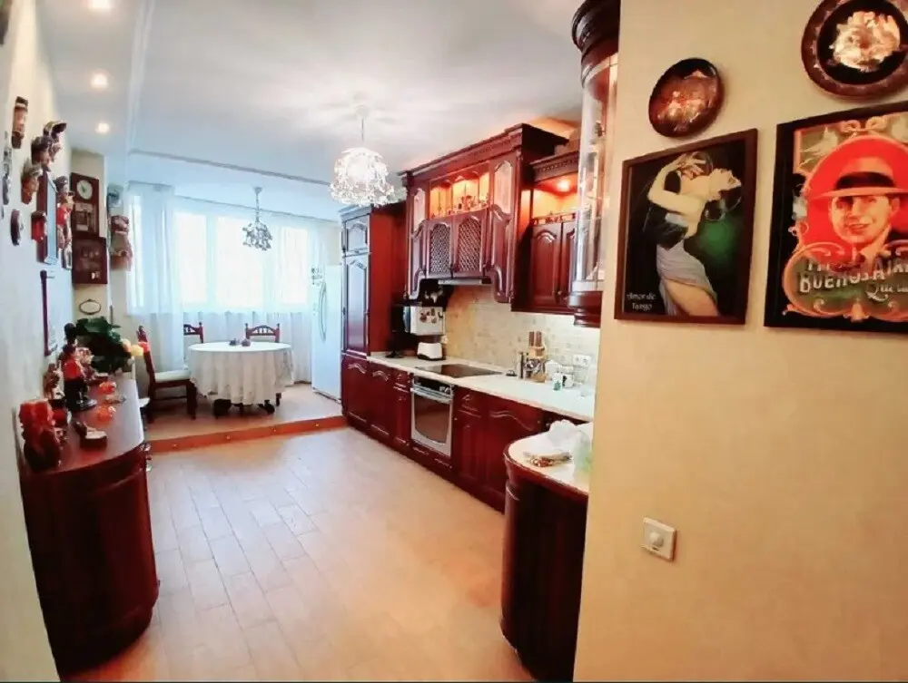 Фото Зняти 3 кімнатну квартиру, Срібнокільська вул. 1 Київ в довгострокову оренду, ціна: 25500 грн, код 3321