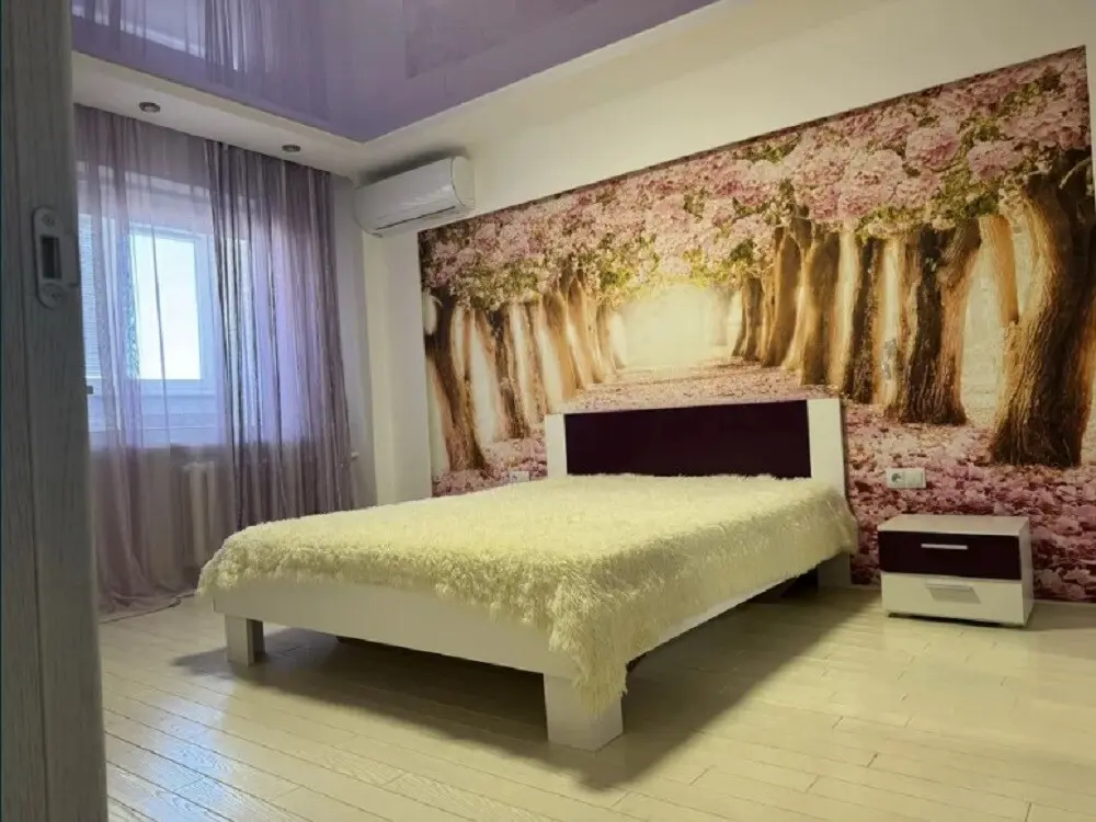 Фото Зняти 3 кімнатну квартиру, Урлівська вул. 38 Київ в довгострокову оренду, ціна: 23000 грн, код 3322