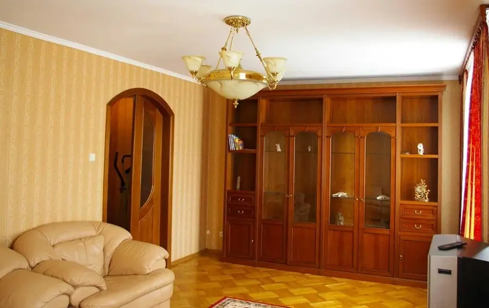 Фото Продаю 2 кімнатну квартиру, 82 кв. м, Бориса Гмирі вул. 9в Київ, ціна: 100000 $, код 3323