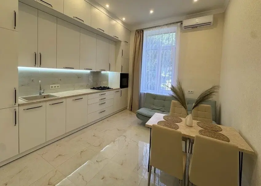 Фото Продаю 3-комнатную квартиру, 62 кв. м, Тарасовская ул. 6а Киев, цена: 159000 $, код 3327