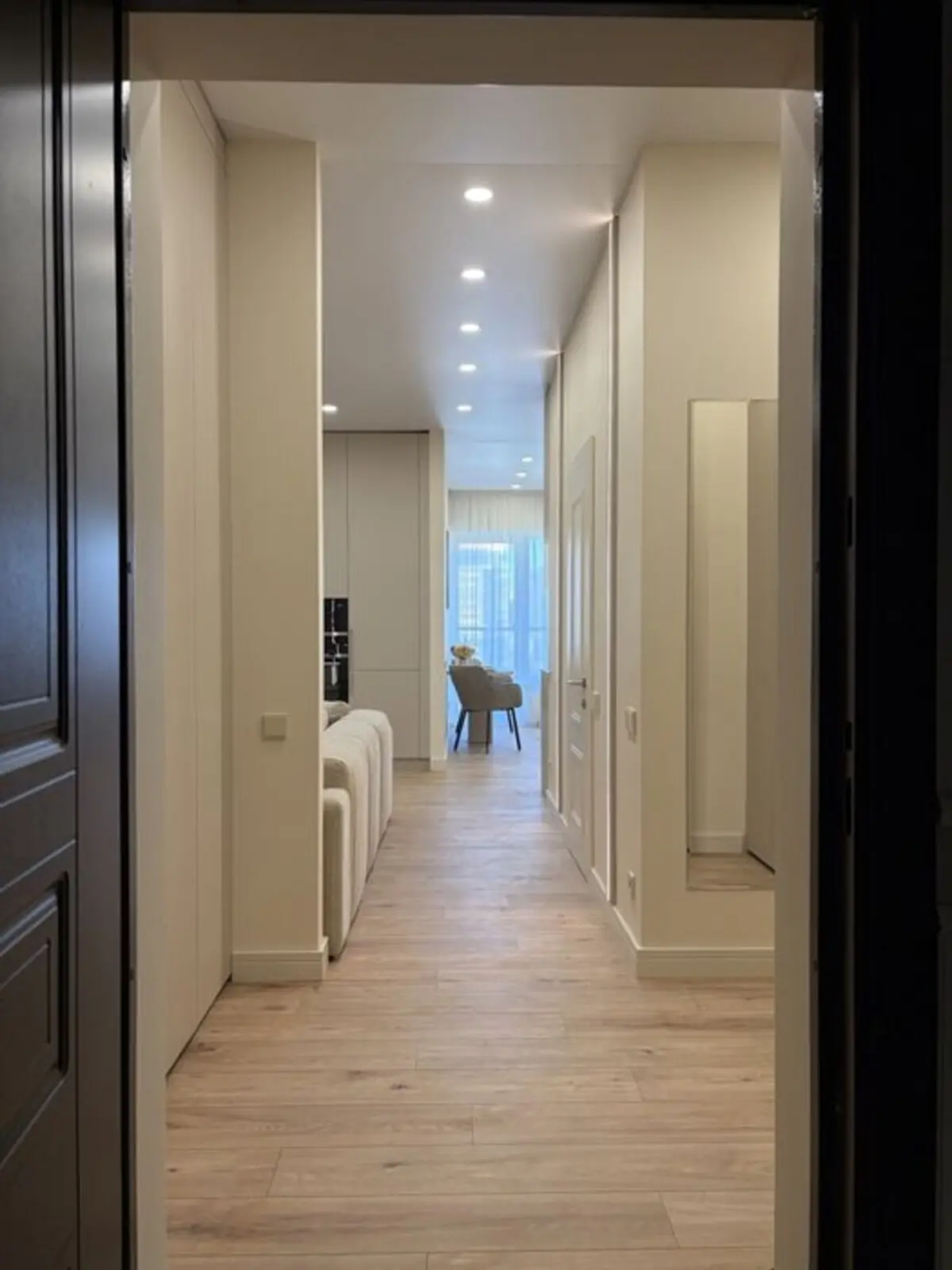 Фото Selling a 2-room apartment, 65 sq.m., Aviakonstruktora Antonova Street  Kyiv, price: 213500 $, code 3332