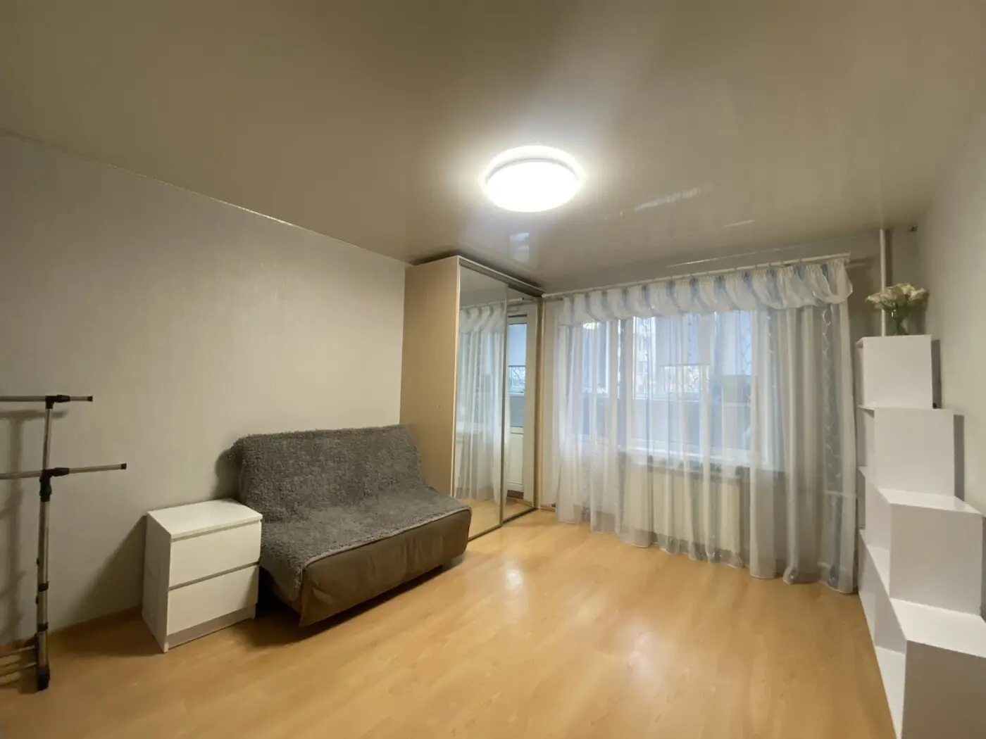 Фото Selling a 1-room apartment, 35 sq.m., Demiivska Street 39 Kyiv, price: 69000 $, code 3339
