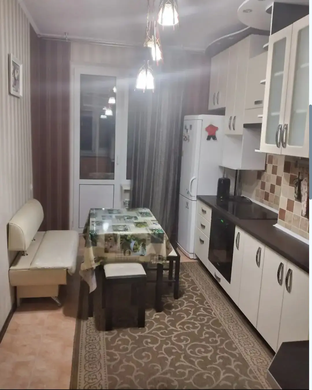 Фото Продаю 2-комнатную квартиру, 71.3 кв. м, Богдана Хмельницкого бульв. 21 Полтава, цена: 75000 $, код 3343