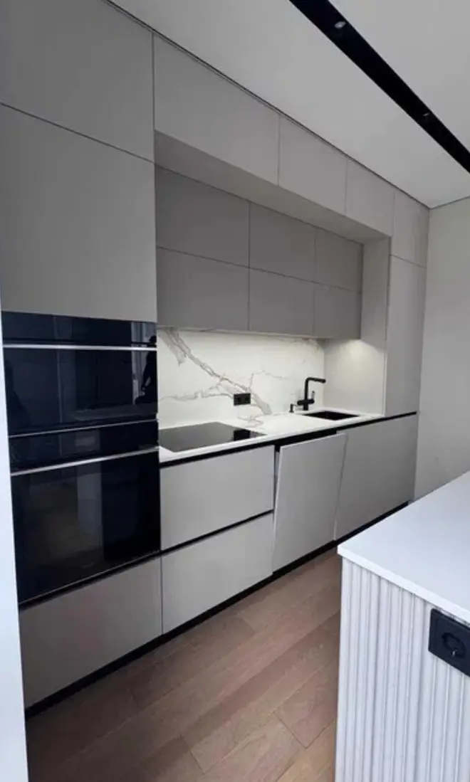 Фото Продаю 2 кімнатну квартиру, 78 кв. м, Салютна вул.  Київ, ціна: 290000 $, код 3345