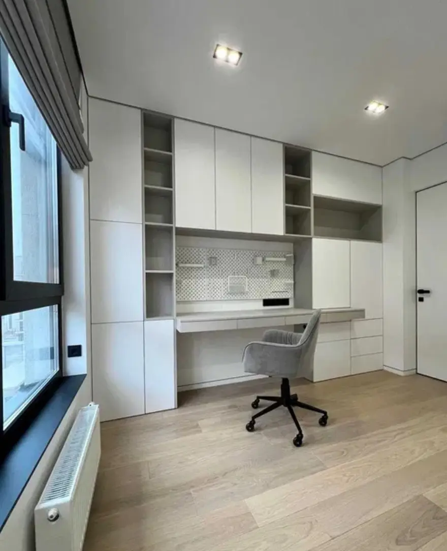 Фото Продаю 2 кімнатну квартиру, 78 кв. м, Салютна вул.  Київ, ціна: 290000 $, код 3345