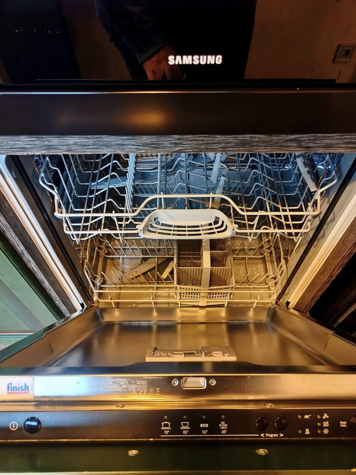 Фото Rent a 3-room apartment, Dmytrivska Street 3/7 Kyiv for long-term rent, price: 31000 грн, code 3353