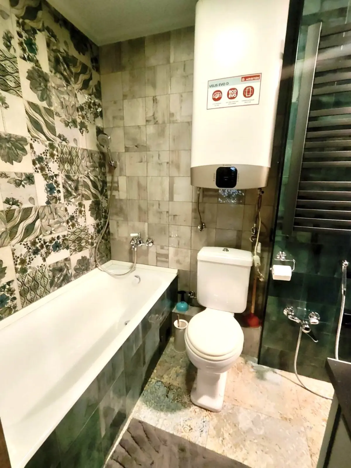 Фото Rent a 3-room apartment, Dmytrivska Street 3/7 Kyiv for long-term rent, price: 31000 грн, code 3353