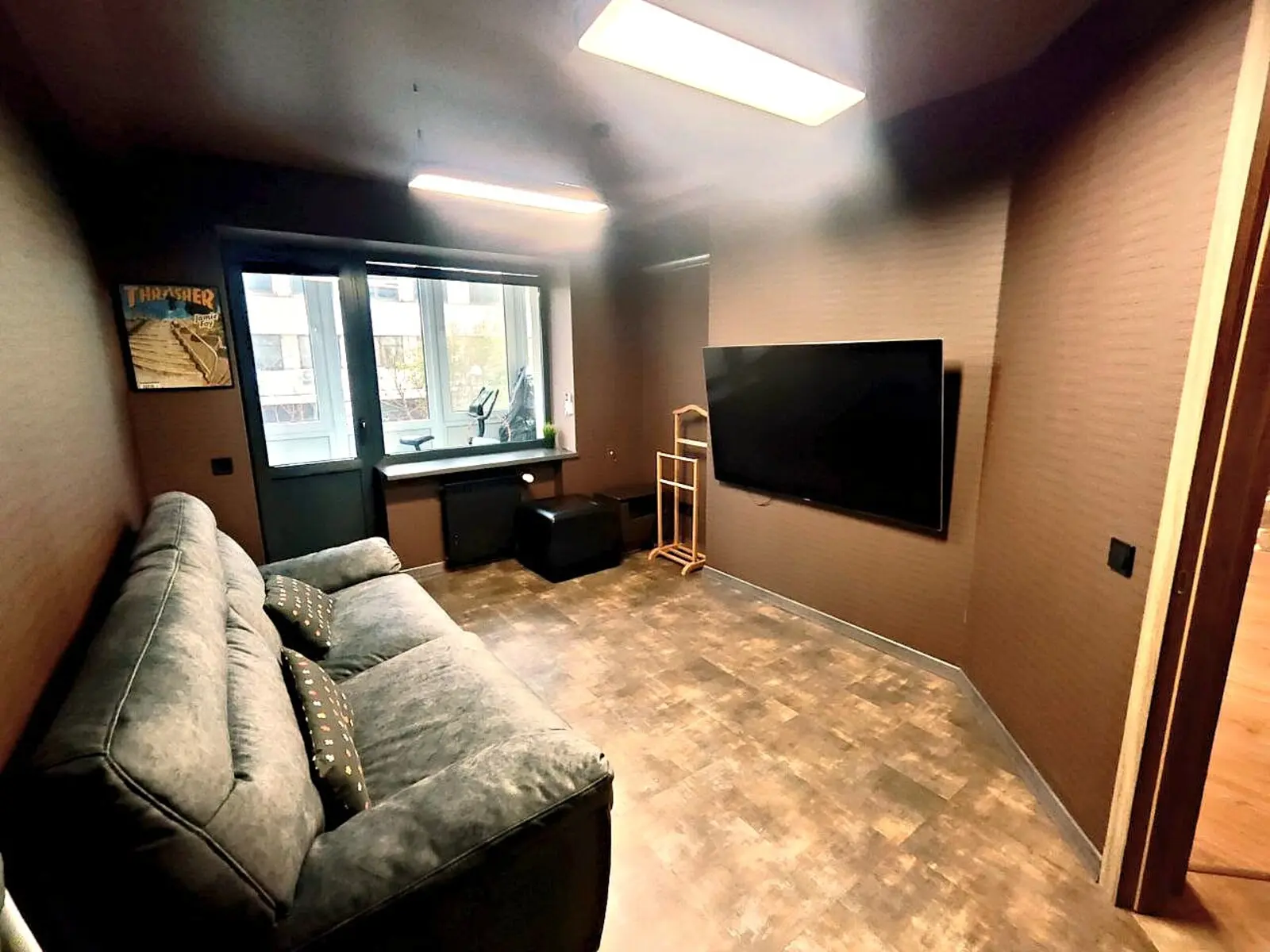 Фото Rent a 3-room apartment, Dmytrivska Street 3/7 Kyiv for long-term rent, price: 31000 грн, code 3353