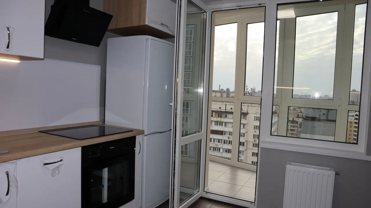 Фото Selling a 1-room apartment, 37 sq.m., Vyshniakivska Street 2 Kyiv, price: 64000 $, code 3354