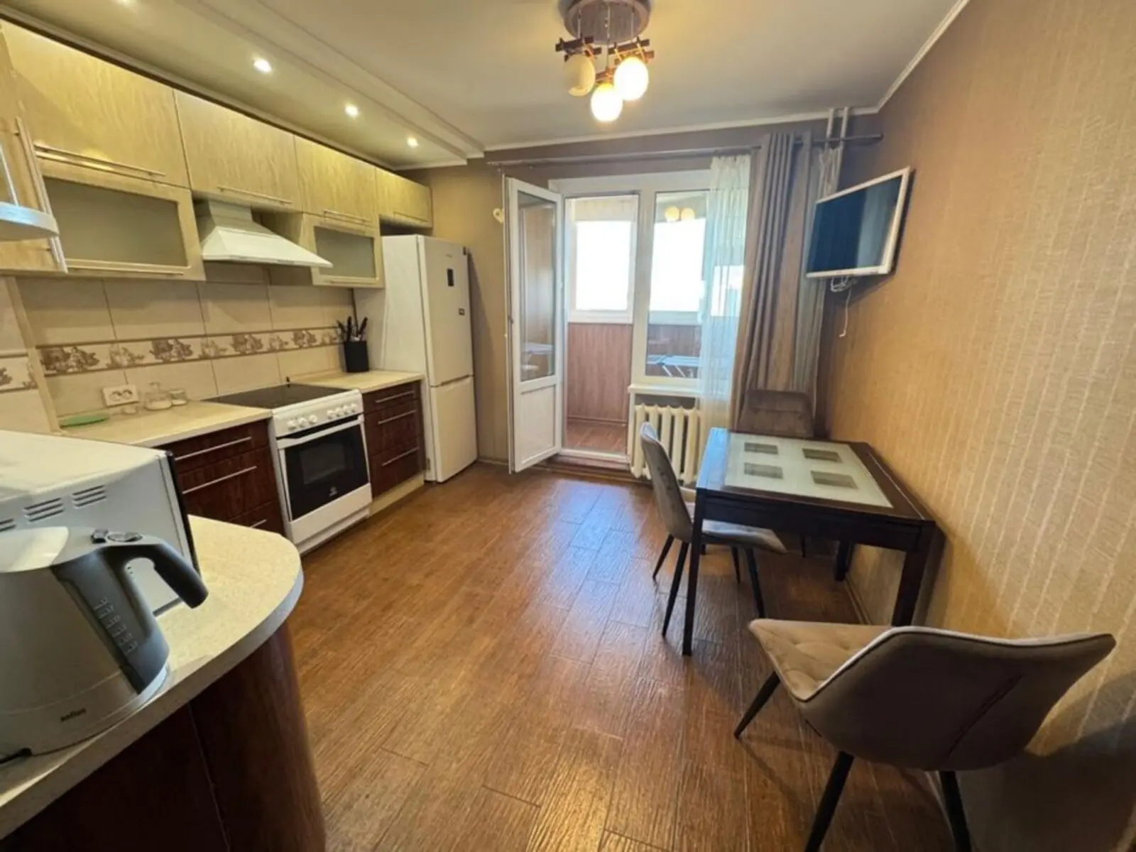 Фото Продаю 2 кімнатну квартиру, 70 кв. м, Білицька вул. 18 Київ, ціна: 128000 $, код 3361