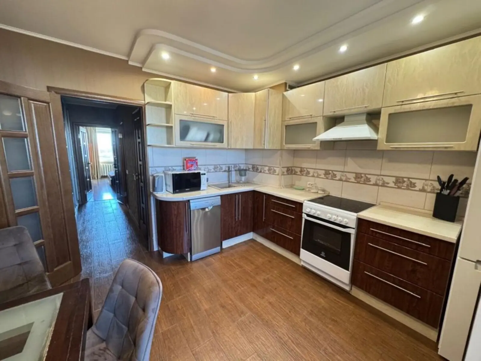 Фото Продаю 2 кімнатну квартиру, 70 кв. м, Білицька вул. 18 Київ, ціна: 128000 $, код 3361