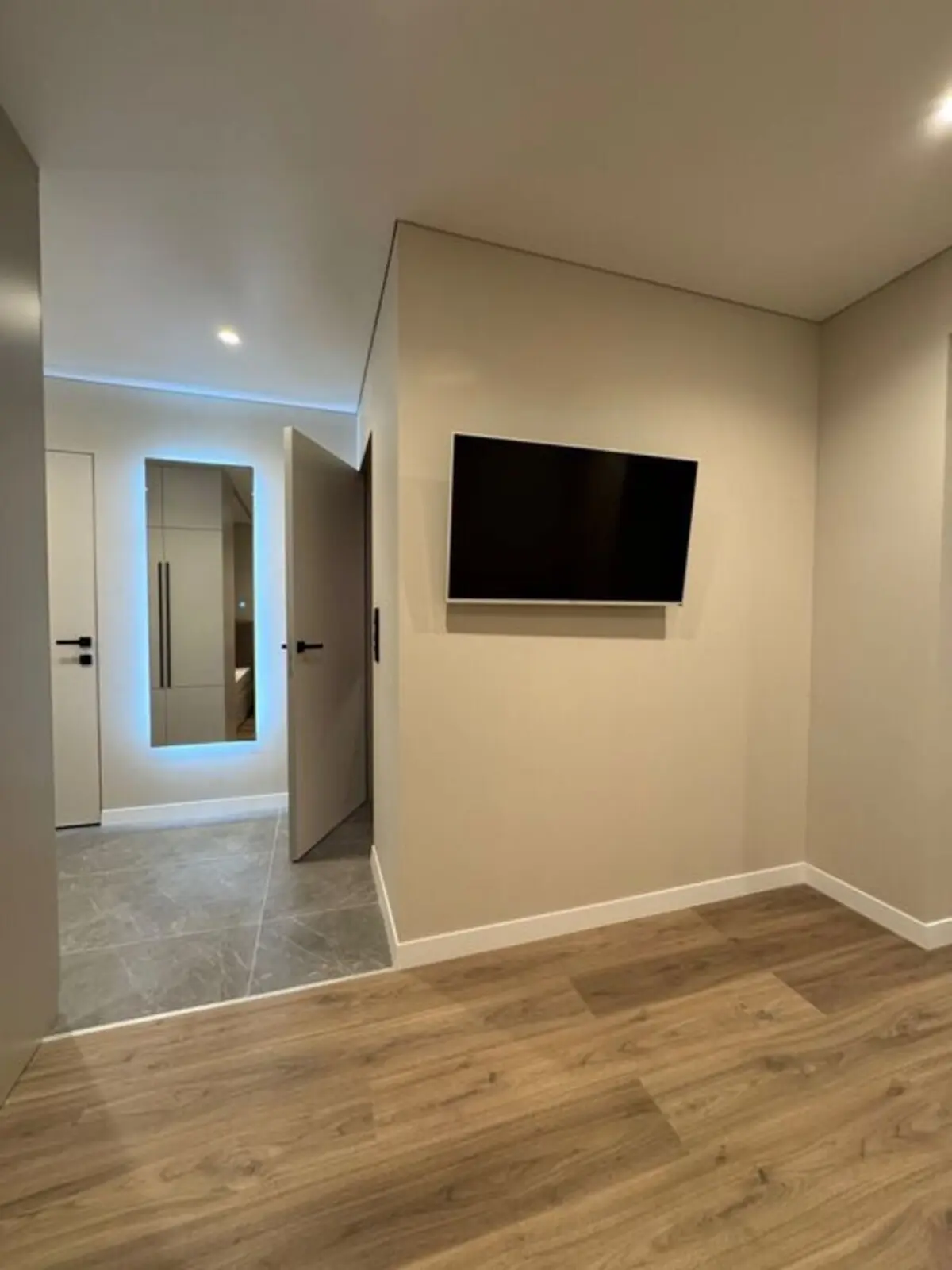 Фото Продаю 1 кімнатну квартиру, 32 кв. м, Деміївська вул. 39 Київ, ціна: 85500 $, код 3362