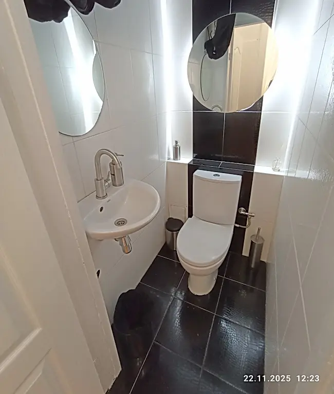 Фото Орендувати офіс, Олеся Гончара вул. 32б Київ в довгострокову оренду, ціна: 28500 UAH, код 3366