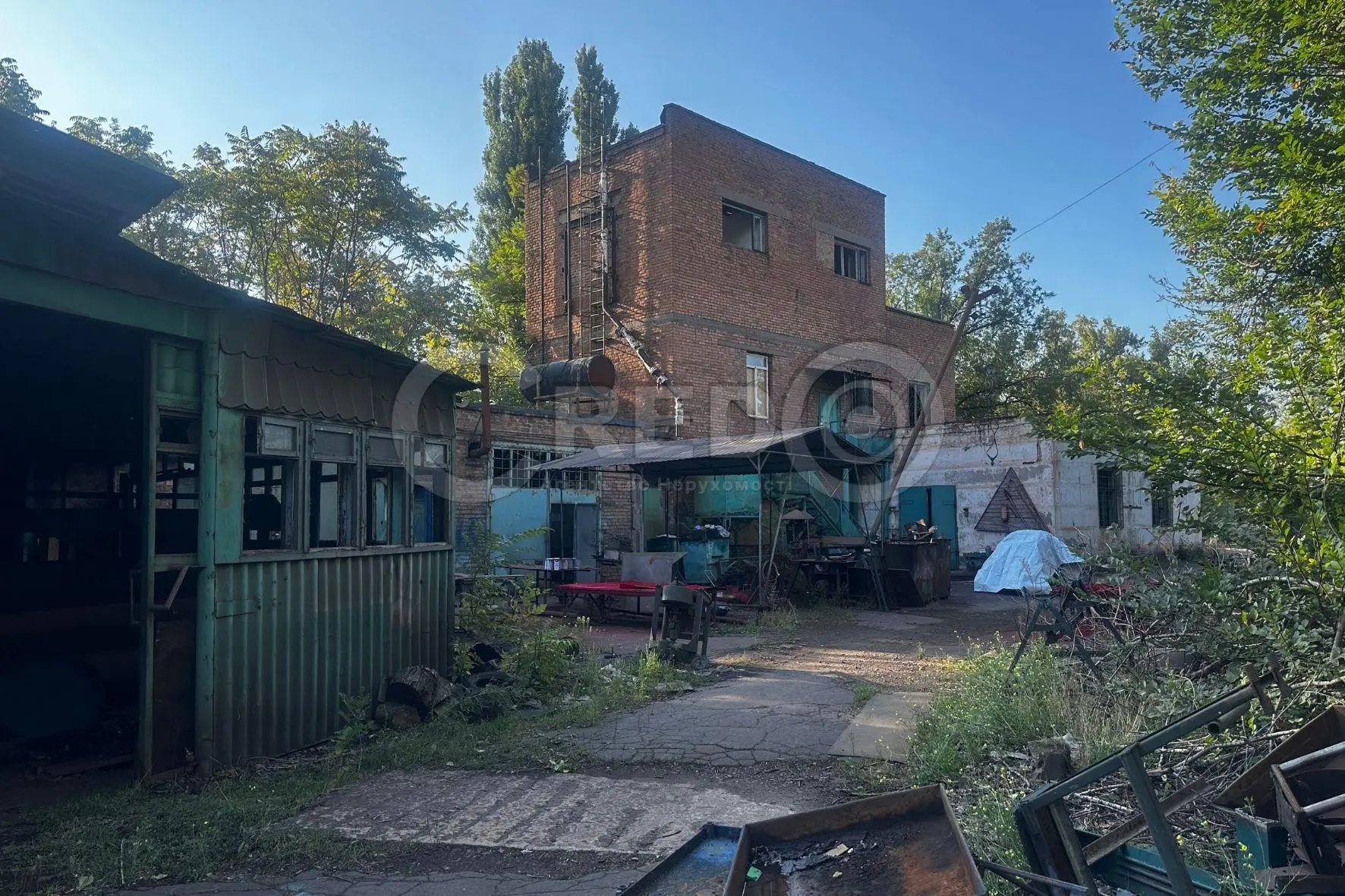 Фото Продаю склад, 857.9 кв. м, Книжкова вул.  Кривий Ріг, ціна: 49000 $, код 3368