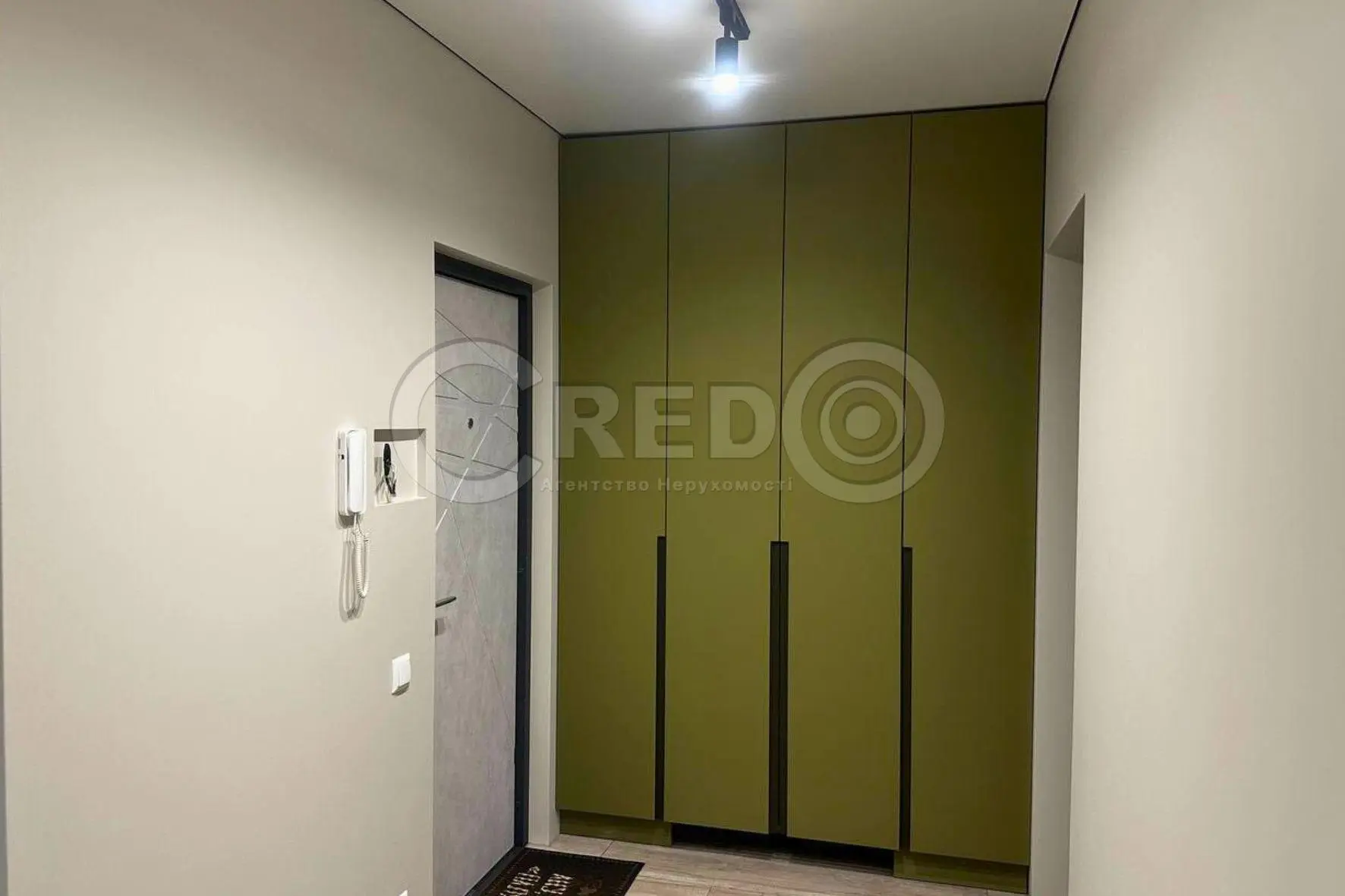 Фото Зняти 2 кімнатну квартиру, Зарічна вул.  Кривий Ріг в довгострокову оренду, ціна: 18000 UAH, код 3374