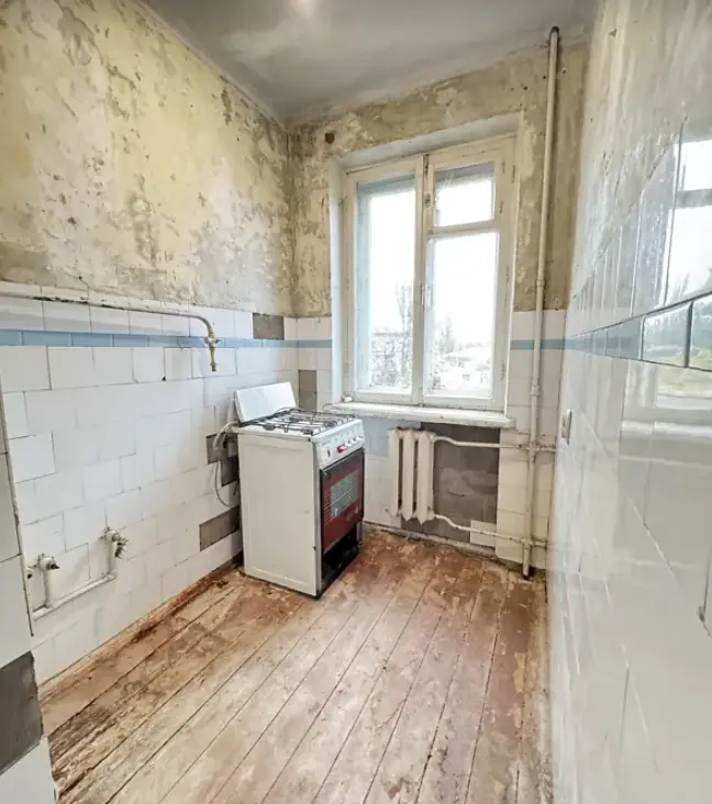 Фото Selling a 2-room apartment, 37 sq.m., Bohdana Khmelnytskoho Street  Odesa, price: 31500 $, code 3379