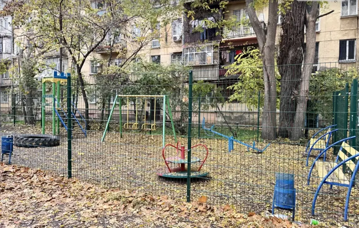 Фото Selling a 2-room apartment, 37 sq.m., Bohdana Khmelnytskoho Street  Odesa, price: 31500 $, code 3379