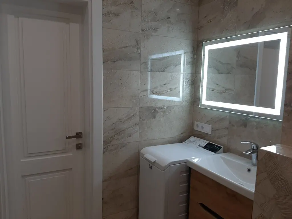 Фото Зняти 1 кімнатну квартиру, Харківське шосе 190 Київ в довгострокову оренду, ціна: 16000 грн, код 3385