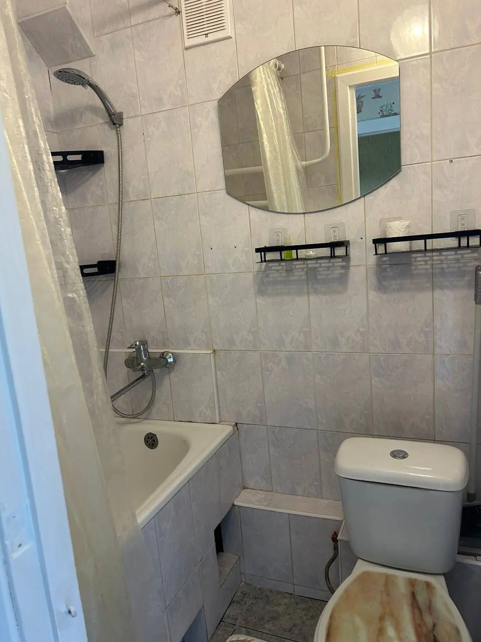 Фото Зняти 1 кімнатну квартиру, Оболонський просп. 14 Київ в довгострокову оренду, ціна: 13000 грн, код 3386