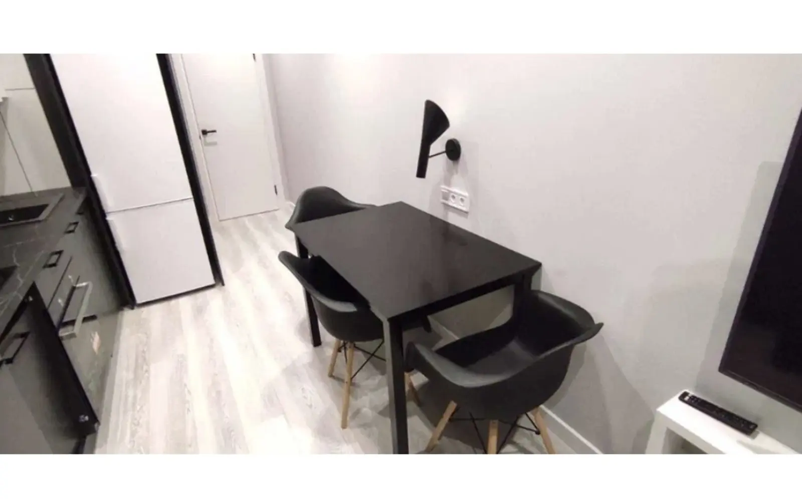 Фото Продаю 1 кімнатну квартиру, 42 кв. м, Академіка Заболотного вул.  Київ, ціна: 90000 $, код 3408