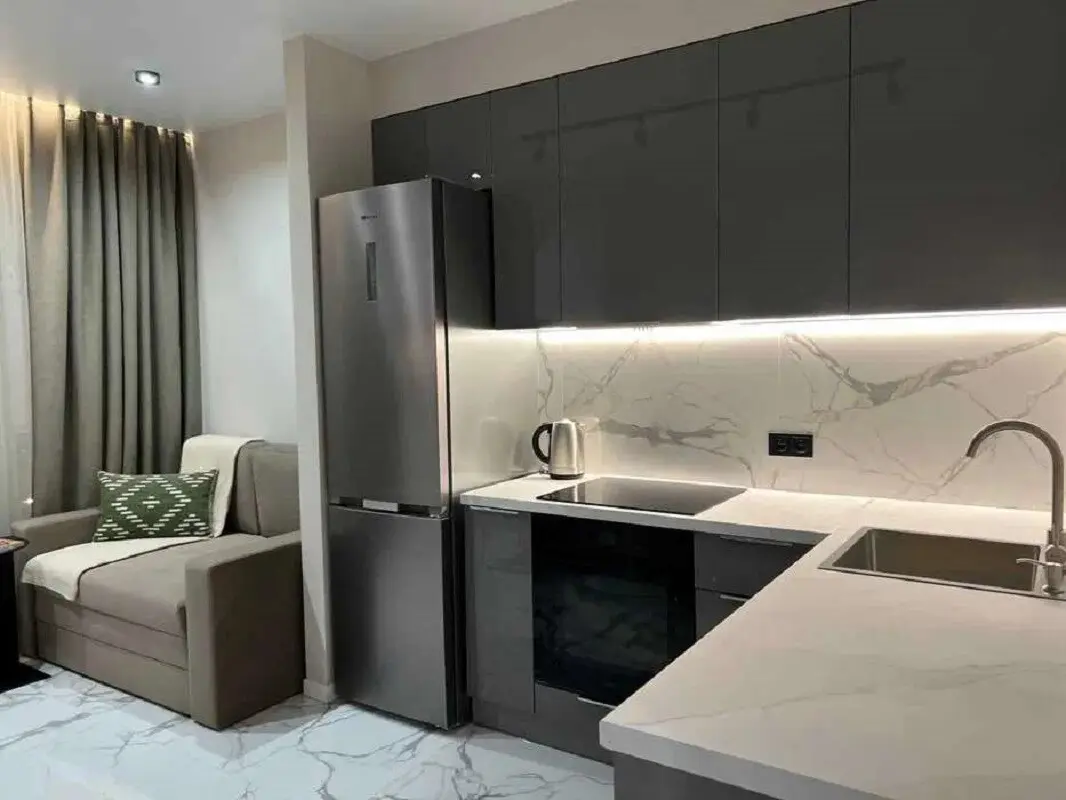 Фото Продаю 1 кімнатну квартиру, 40 кв. м, Ревуцького вул. 40 Київ, ціна: 100000 $, код 3411