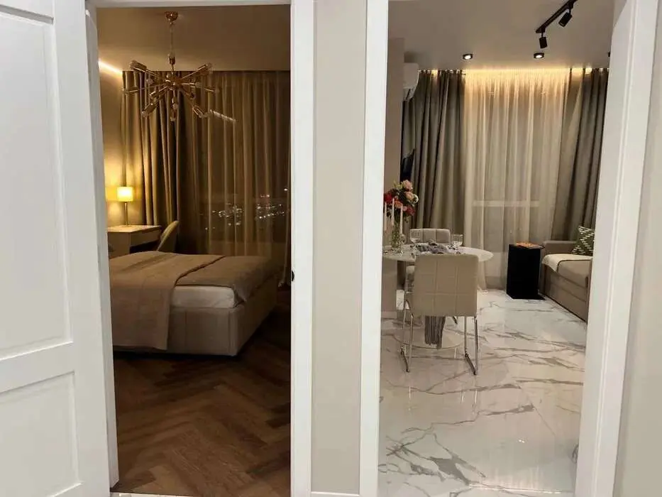 Фото Продаю 1 кімнатну квартиру, 40 кв. м, Ревуцького вул. 40 Київ, ціна: 100000 $, код 3411