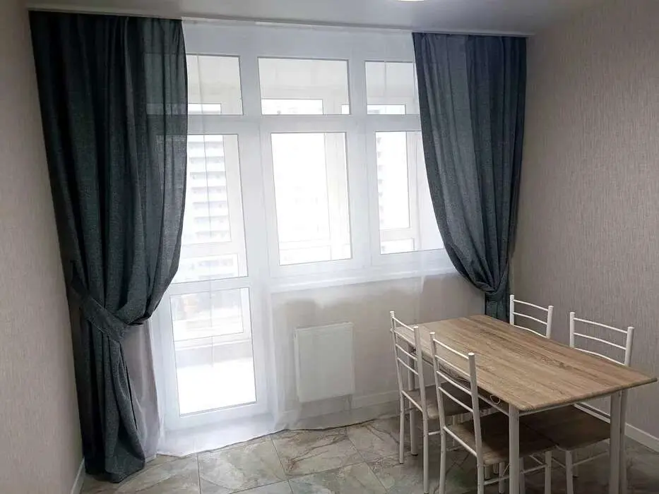 Фото Зняти 1 кімнатну квартиру, Ревуцького вул. 40 Київ в довгострокову оренду, ціна: 18000 грн, код 3412