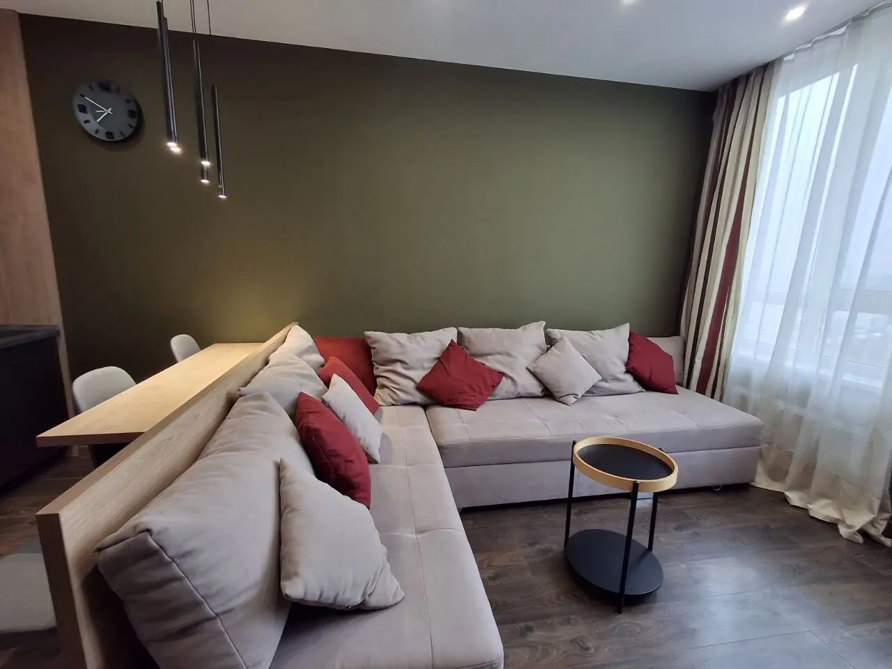 Фото Зняти 1 кімнатну квартиру, Шолуденка вул. 1 Київ в довгострокову оренду, ціна: 27000 грн, код 3413