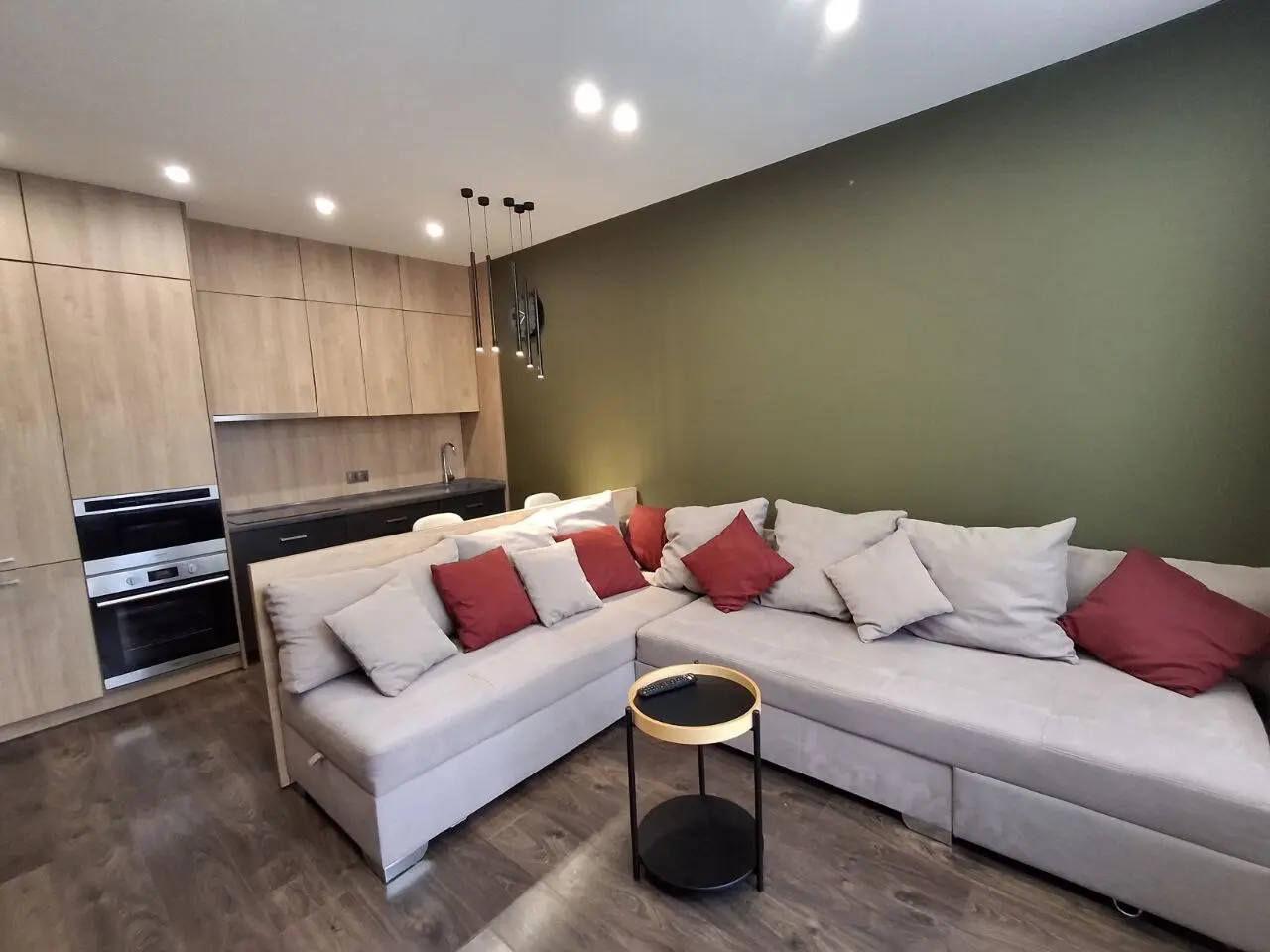 Фото Зняти 1 кімнатну квартиру, Шолуденка вул. 1 Київ в довгострокову оренду, ціна: 27000 грн, код 3413