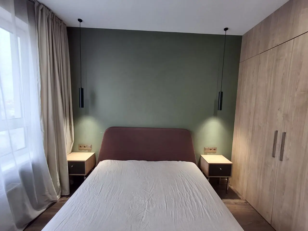 Фото Зняти 1 кімнатну квартиру, Шолуденка вул. 1 Київ в довгострокову оренду, ціна: 27000 грн, код 3413