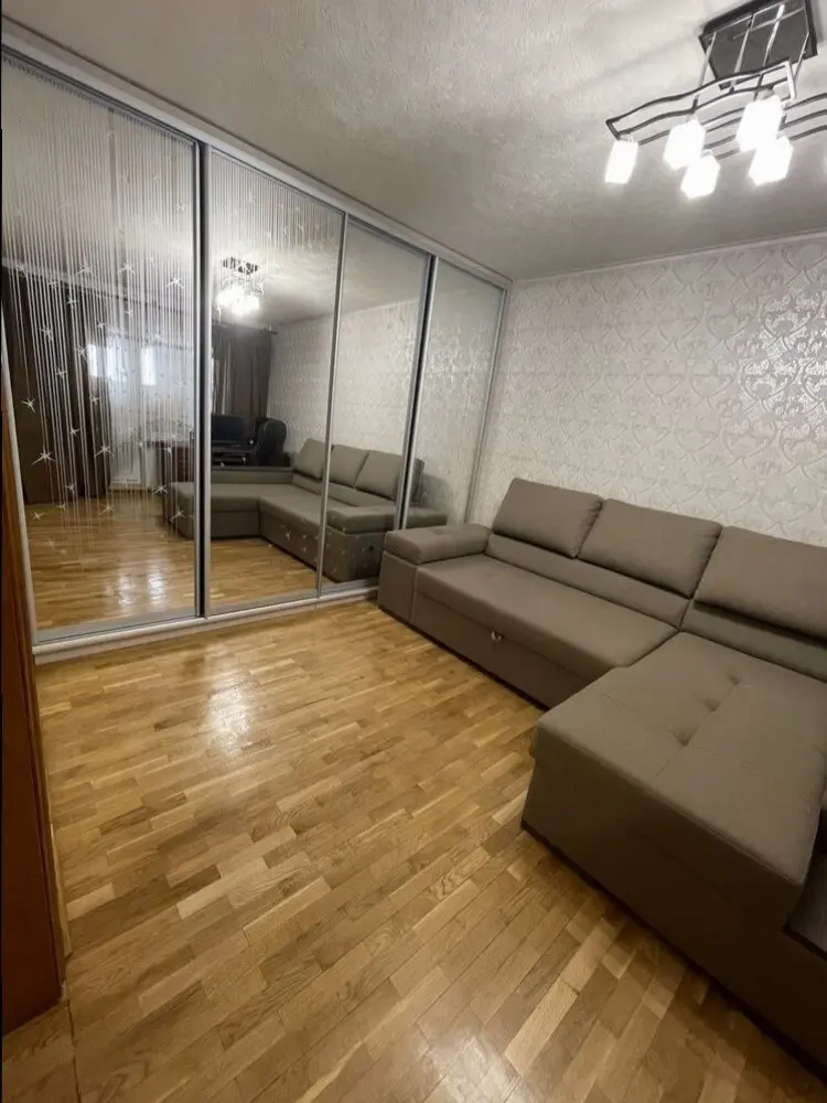 Фото Продаю 3 кімнатну квартиру, 90 кв. м, Вишняківська вул.  Київ, ціна: 109000 $, код 3414