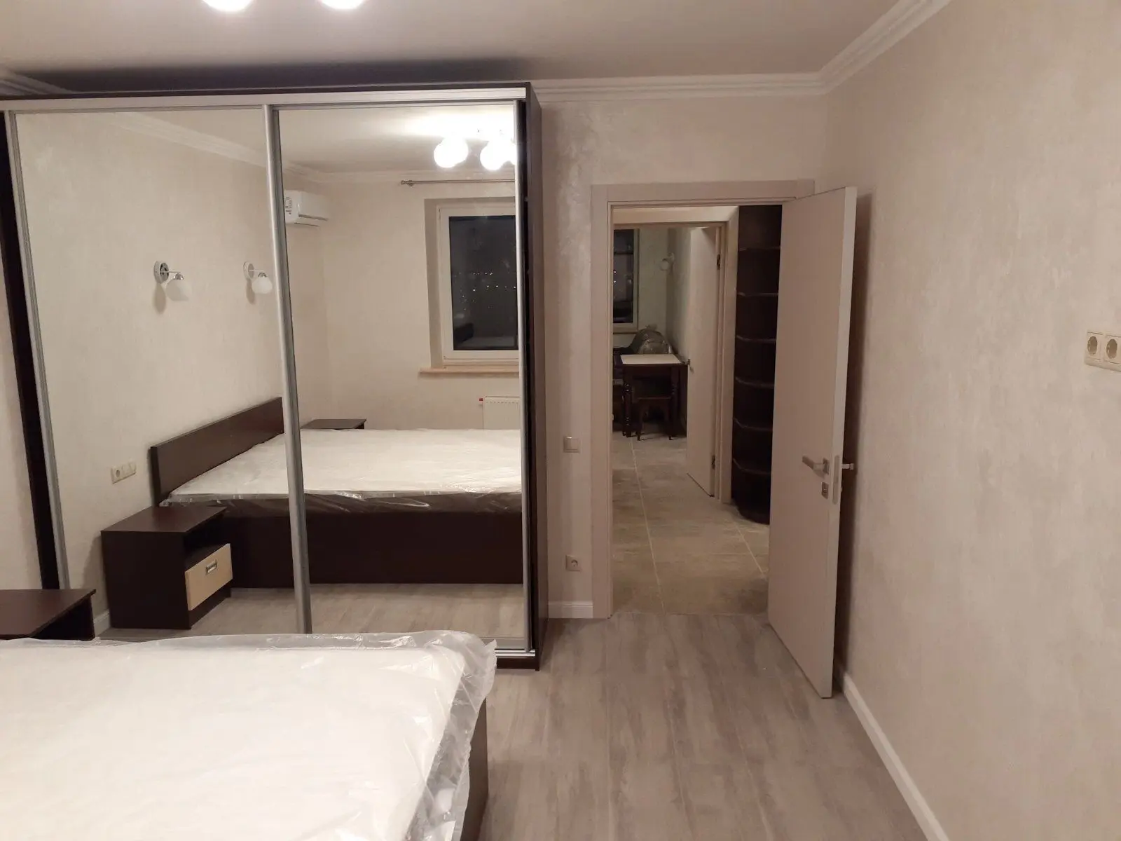 Фото Зняти 1 кімнатну квартиру, Гарматна вул. 38б Київ в довгострокову оренду, ціна: 23000 UAH, код 3418