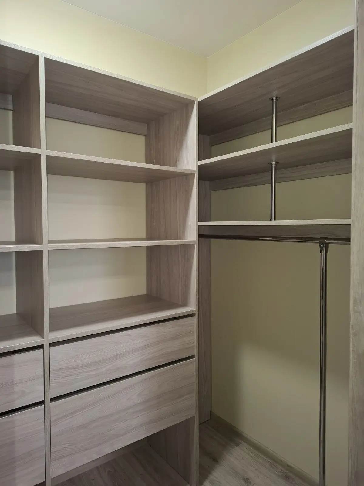 Фото Продаю 2-комнатную квартиру, 58 кв. м, Ракетная ул. 24 Киев, цена: 74000 $, код 3420