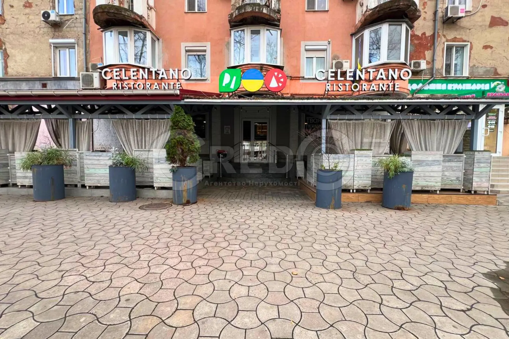 Фото Продаю комерційну нерухомість, 129.4 кв. м, Гагаріна просп.  Кривий Ріг, ціна: 170000 $, код 3423