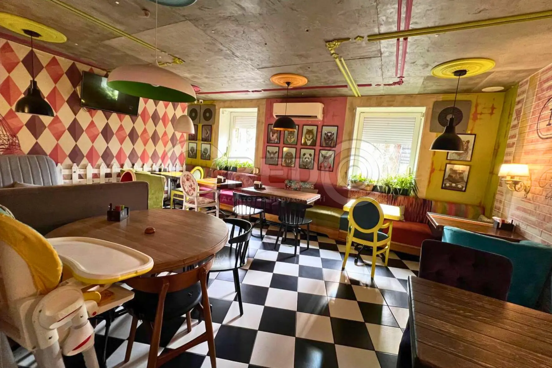 Фото Продаю комерційну нерухомість, 129.4 кв. м, Гагаріна просп.  Кривий Ріг, ціна: 170000 $, код 3423