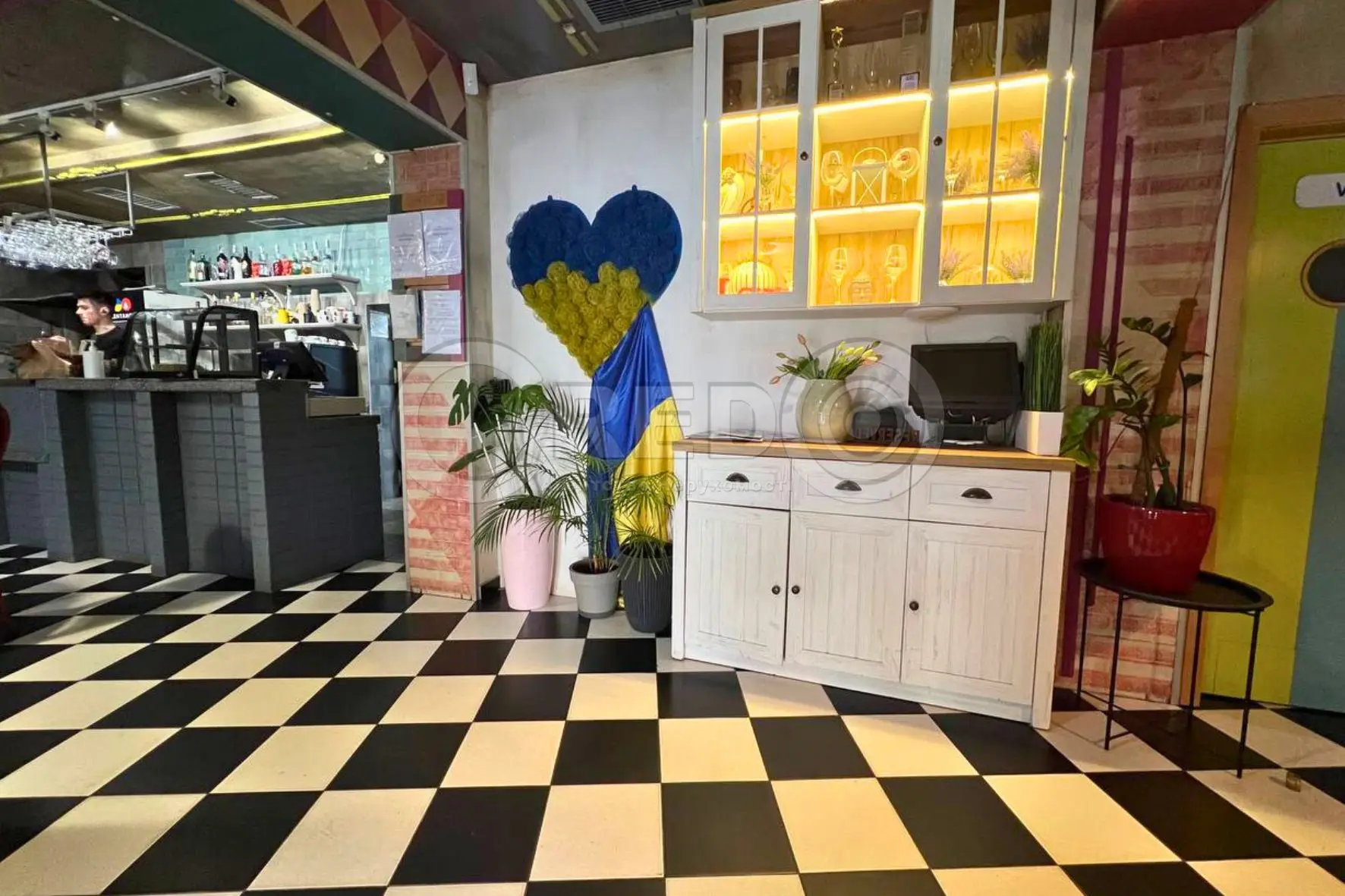 Фото Продаю комерційну нерухомість, 129.4 кв. м, Гагаріна просп.  Кривий Ріг, ціна: 170000 $, код 3423