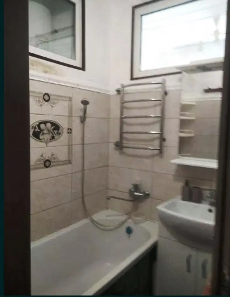 Фото Продаю 2 кімнатну квартиру, 42 кв. м, Ентузіастів вул. 47 Київ, ціна: 65000 $, код 3432