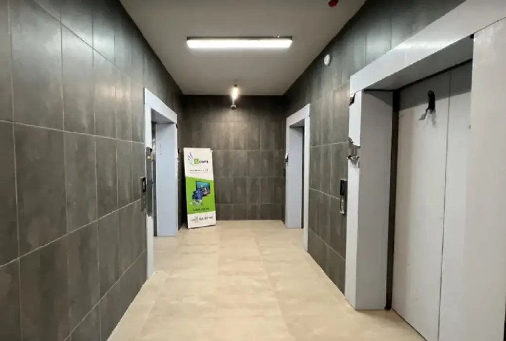 Фото Продаю 1 кімнатну квартиру, 36.7 кв. м, Дніпровська набережна 17 Київ, ціна: 64000 $, код 3440