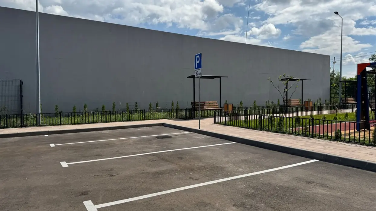 Фото Продаю 1 кімнатну квартиру, 36.7 кв. м, Дніпровська набережна 17 Київ, ціна: 64000 $, код 3440