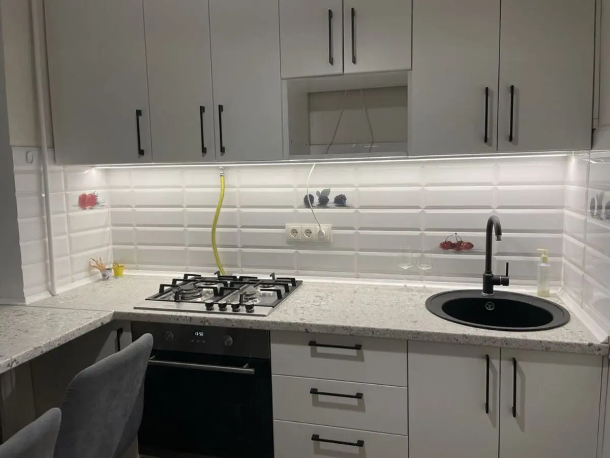 Фото Продаю 1-комнатную квартиру, 33 кв. м, Метростроевская ул. 5 Киев, цена: 46000 $, код 3443